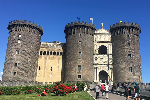 Foto Maschio Angioino Castel Nuovo Napoli